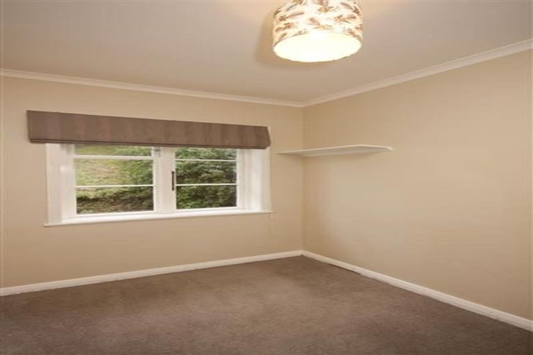 Photo of property in 5 Rodney Street, Northland, Wellington, 6012