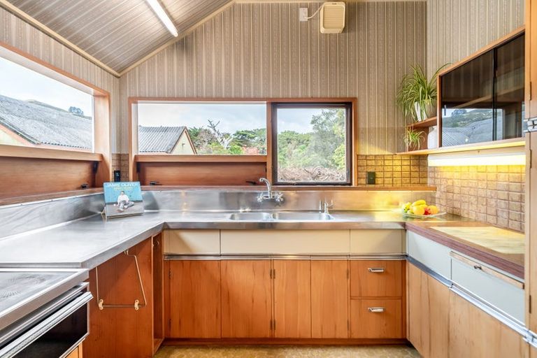 Photo of property in 8 Ahoroa Road, Judgeford, Porirua, 5381