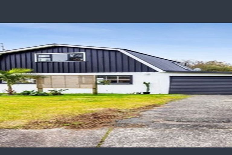 Photo of property in 5 Totara Terrace, Inglewood, 4330