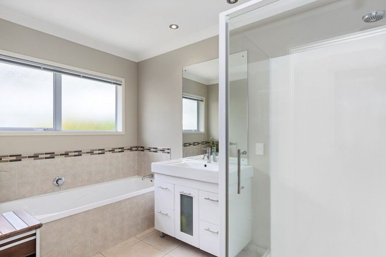 Photo of property in 6 Condor Drive, Pyes Pa, Tauranga, 3112