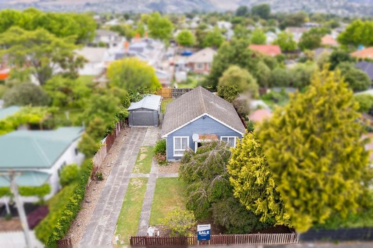 Photo of property in 13 Cheviot Street, Spreydon, Christchurch, 8024
