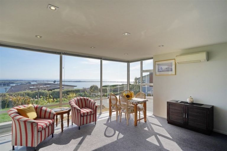 Photo of property in 42b Marama Crescent, Mount Pleasant, Christchurch, 8081