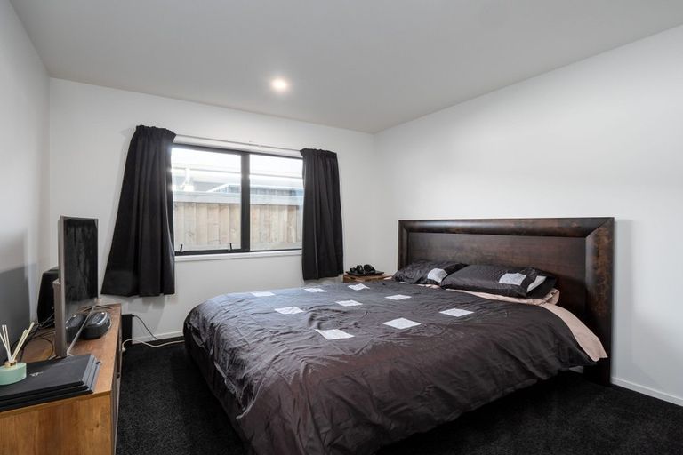 Photo of property in 13 Howden Drive, Jacks Point, 9371