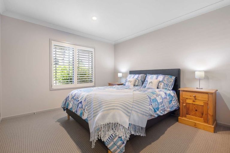 Photo of property in 36 Gibson Place, Papamoa Beach, Papamoa, 3118