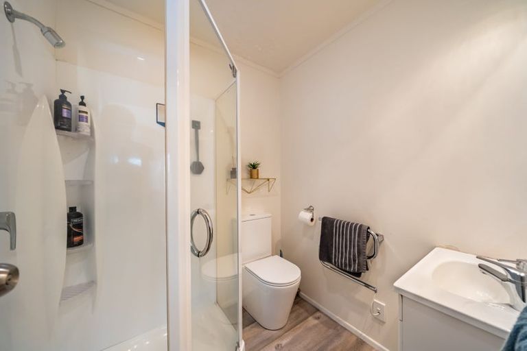 Photo of property in 36 Larchmont Grove, Totara Park, Upper Hutt, 5018