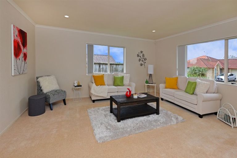 Photo of property in 3 Somerton Rise, Henderson, Auckland, 0612