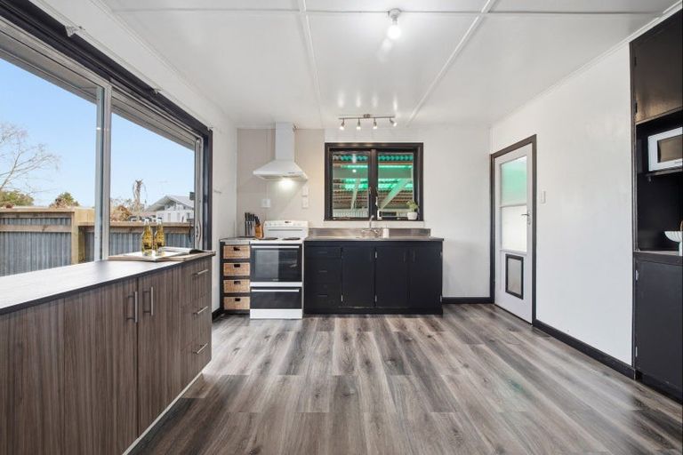 Photo of property in 3 Liane Place, Mangakakahi, Rotorua, 3015