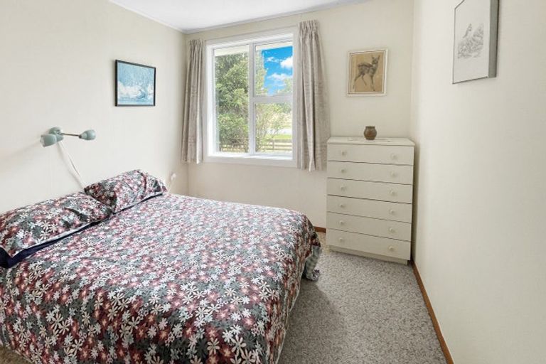 Photo of property in 12 Hawthorne Avenue, Patearoa, 9398