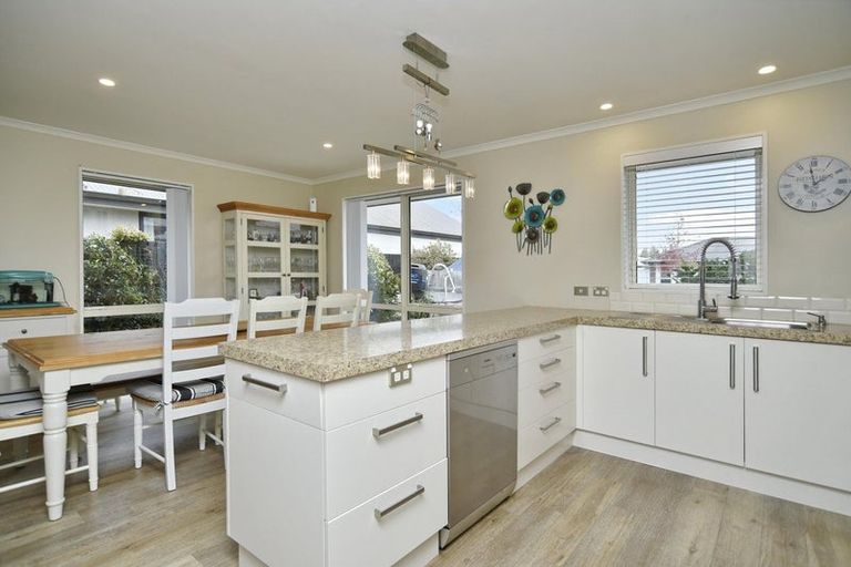 Photo of property in 103 Metehau Street, Marshland, Christchurch, 8083