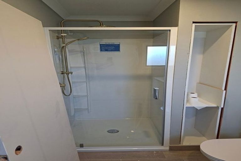 Photo of property in 25 Makarini Street, Paraparaumu, 5032