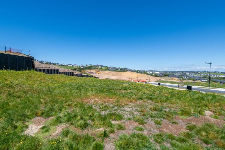 Photo of property in 3 Kopu Road, Orewa, 0931