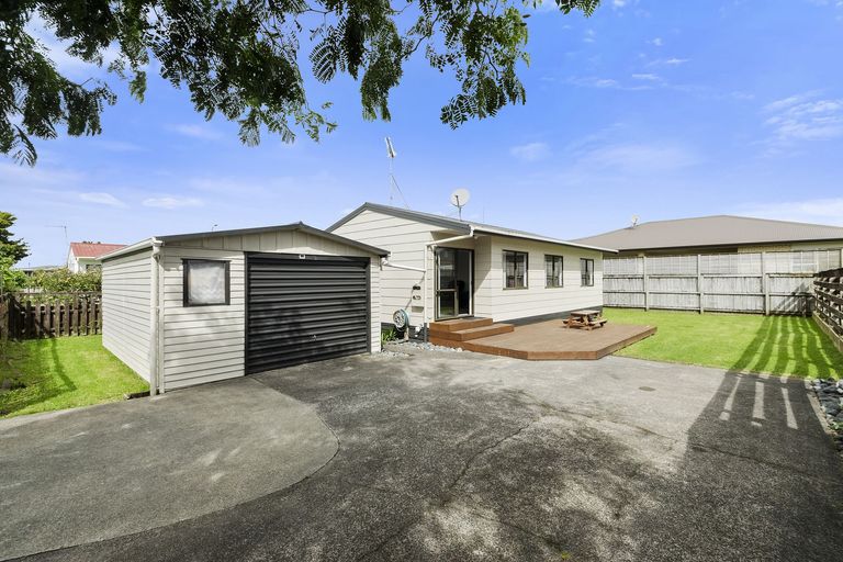 Photo of property in 4b Russell Avenue, Pukekohe, 2120