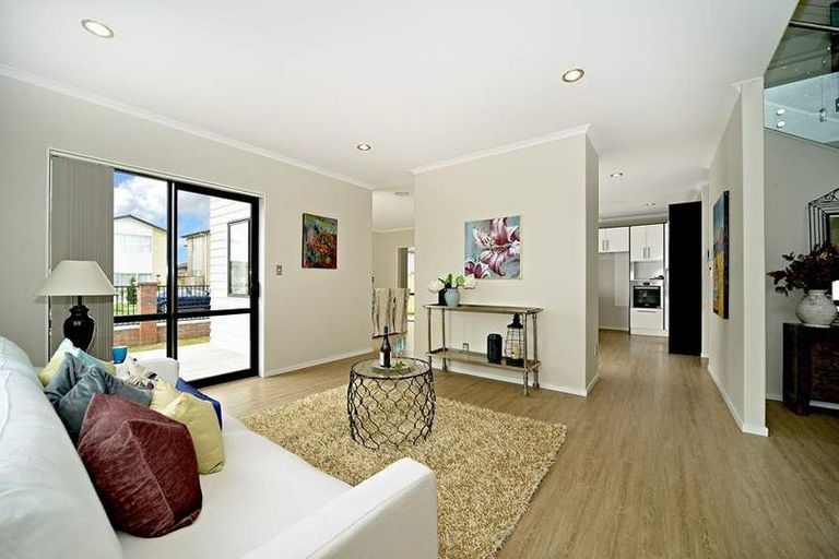 Photo of property in 10 Urney Drive, Flat Bush, Auckland, 2019