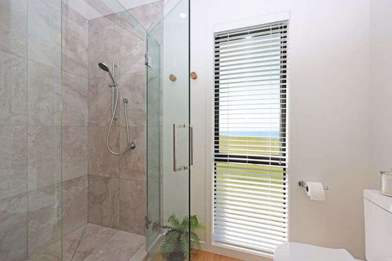 Photo of property in 55 Gardiners Road, Awamoa, Oamaru, 9495