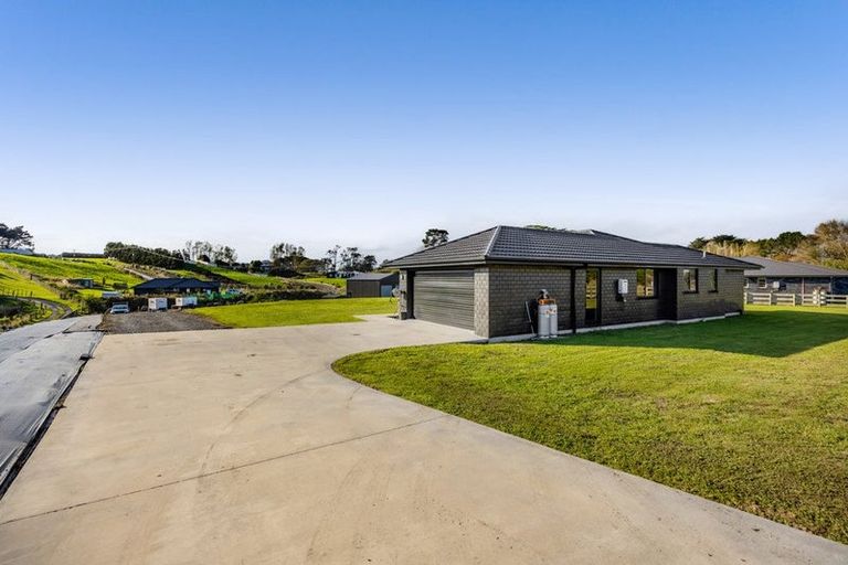 Photo of property in 191 Turuturu Road, Hawera, 4674