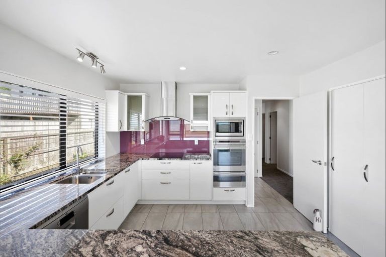 Photo of property in 1/2 The Esplanade, Eastern Beach, Auckland, 2012