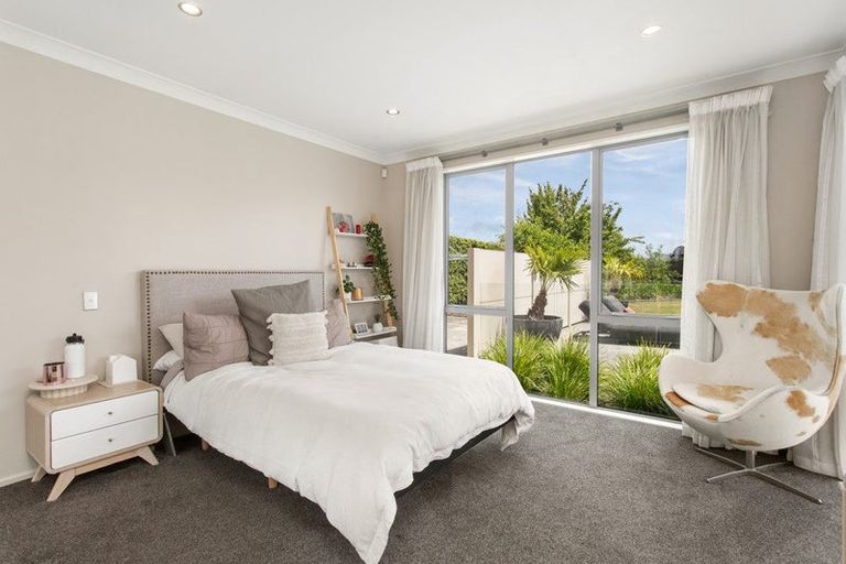 Photo of property in 16 Queenswood Gardens, Mairehau, Christchurch, 8052