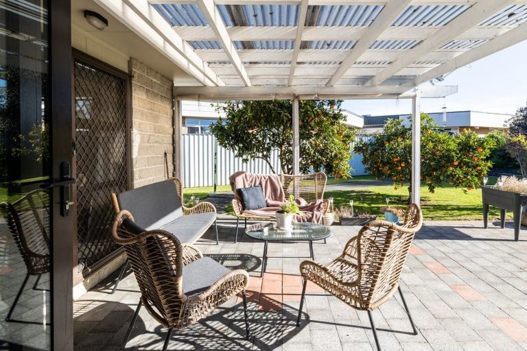 Photo of property in 34 Roskilda Crescent, Taradale, Napier, 4112