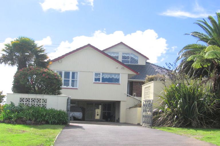 Photo of property in 78 Pleasant Road, Glen Eden, Auckland, 0602