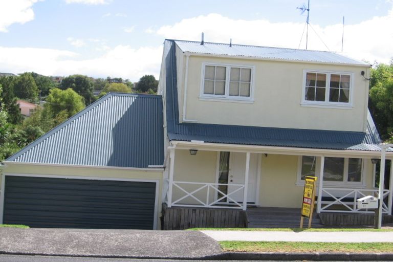 Photo of property in 81 Saddleback Rise, Murrays Bay, Auckland, 0630