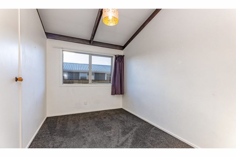 Photo of property in 1/89 Bassett Street, Burwood, Christchurch, 8083