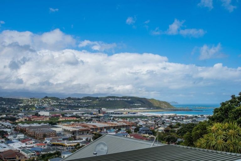 Photo of property in 78 Duncan Terrace, Kilbirnie, Wellington, 6022