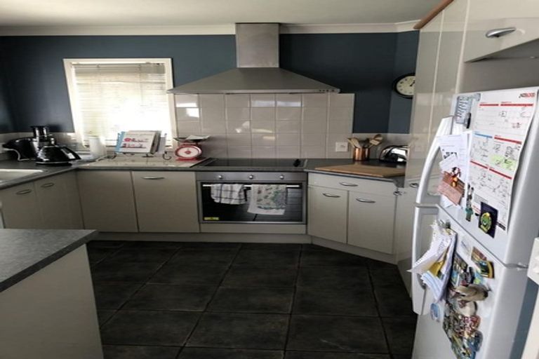 Photo of property in 12 Max Short Drive, Pukekohe, 2120