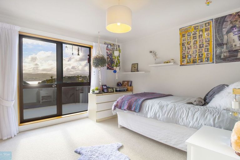 Photo of property in 12 Doon Grove, Papakowhai, Porirua, 5024