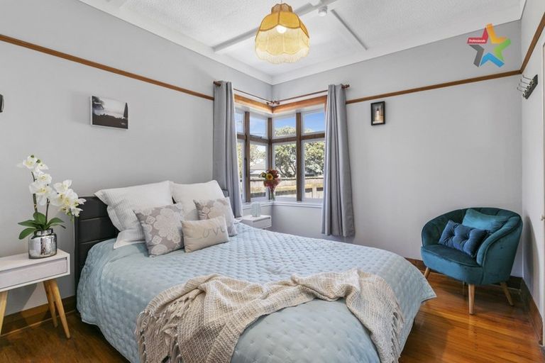 Photo of property in 34 Bell Road, Waiwhetu, Lower Hutt, 5010