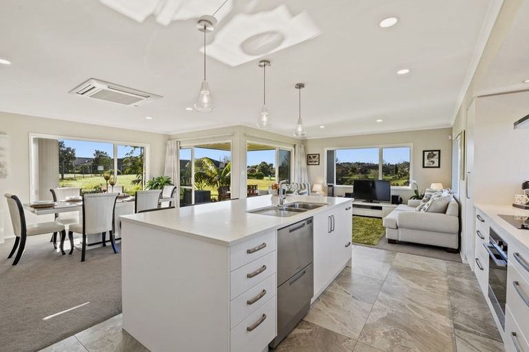 Photo of property in 14 Captains Loop, Haruru, 0204