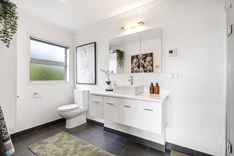 Photo of property in 6 Regent Street, Devonport, Auckland, 0624