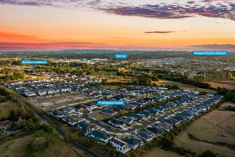 Photo of property in 9 Jeroboam Loop, Kumeu, 0810