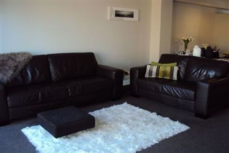 Photo of property in 2/14 London Street, Richmond, Christchurch, 8013