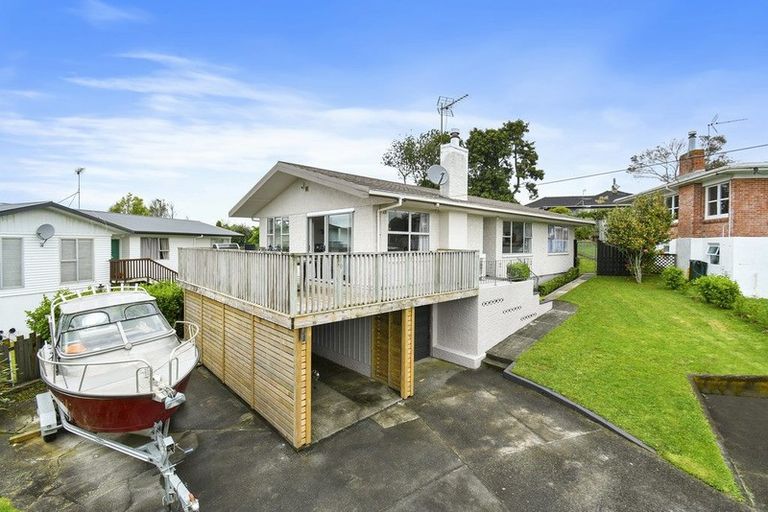 Photo of property in 15 Rembrandt Place, Opaheke, Papakura, 2113