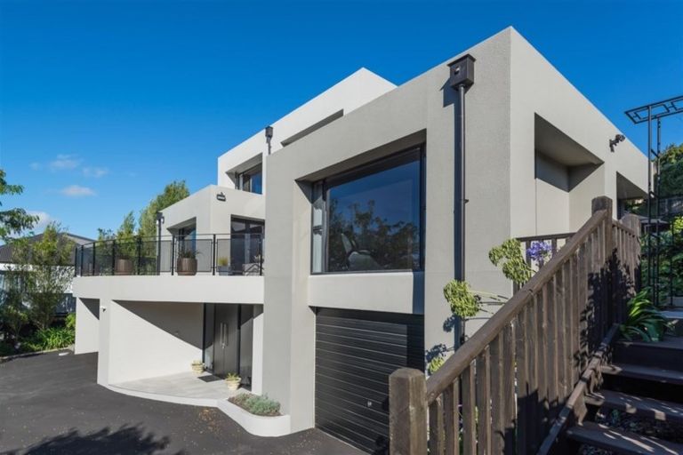 Photo of property in 5 Willow Dell, Westmorland, Christchurch, 8025