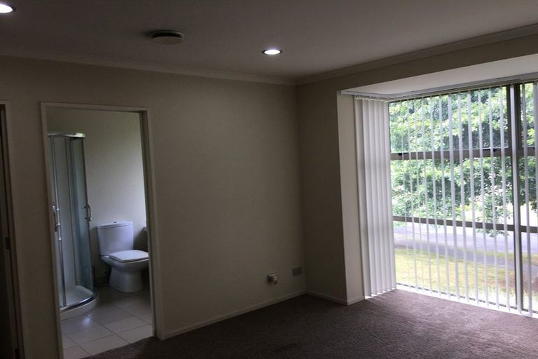 Photo of property in 71 Bruce Pulman Drive, Takanini, 2112