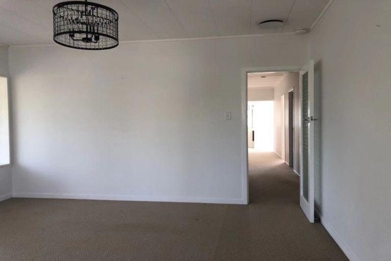 Photo of property in 1/184 Bucklands Beach Road, Bucklands Beach, Auckland, 2012