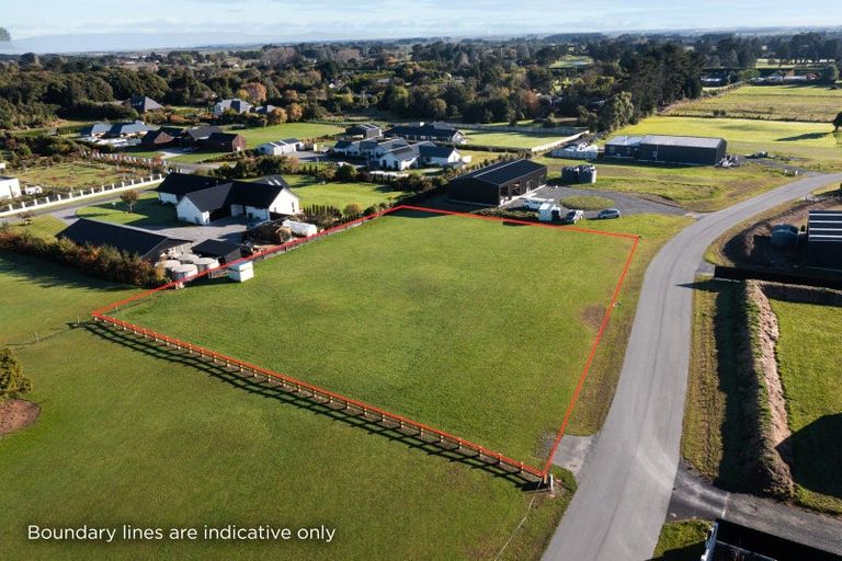 Photo of property in 48 Ochail Way, Otatara, 9879