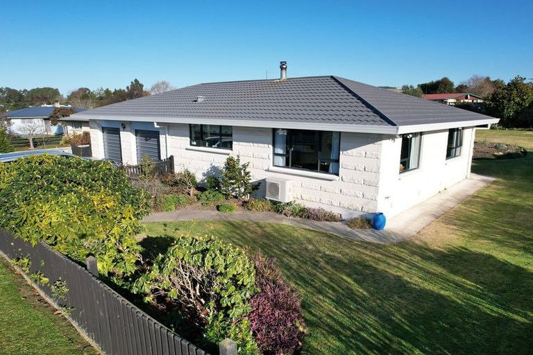 Photo of property in 15 Gordon Street, Weston, Oamaru, 9401