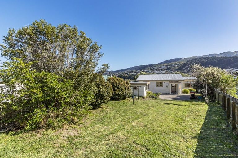 Photo of property in 10 Handyside Street, Tawa, Wellington, 5028