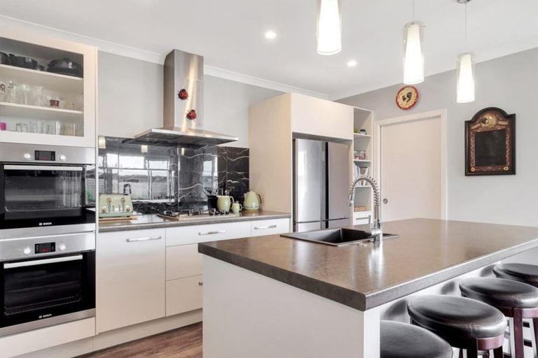 Photo of property in 43 Excelsa Place, Papamoa Beach, Papamoa, 3118