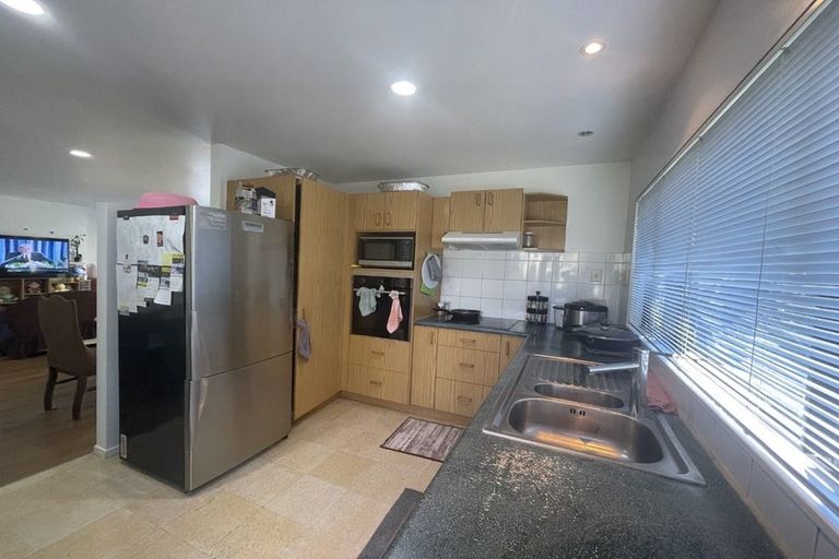 Photo of property in 3 Puma Drive, Golflands, Auckland, 2013