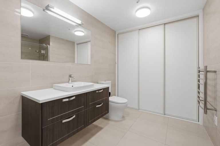 Photo of property in 140 Eaves Bush Parade, Orewa, 0931
