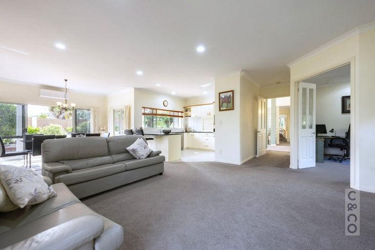 Photo of property in 41 Sunny Crescent, Huapai, Kumeu, 0810