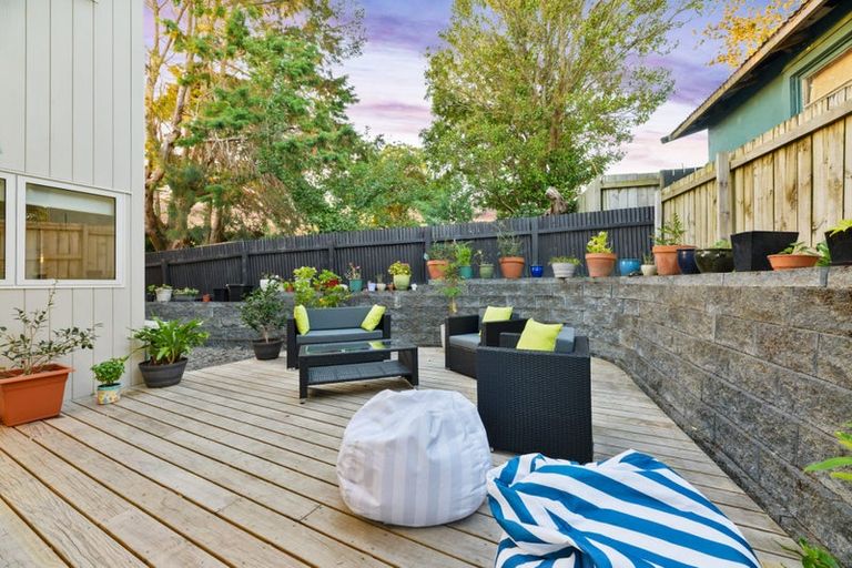 Photo of property in 30c Coniston Avenue, Te Atatu South, Auckland, 0610