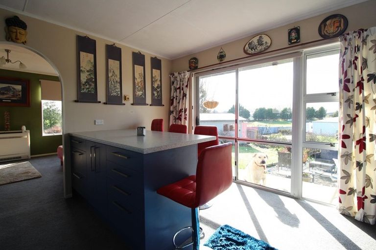 Photo of property in 10 Mccaughan Street, Browns, Winton, 9781