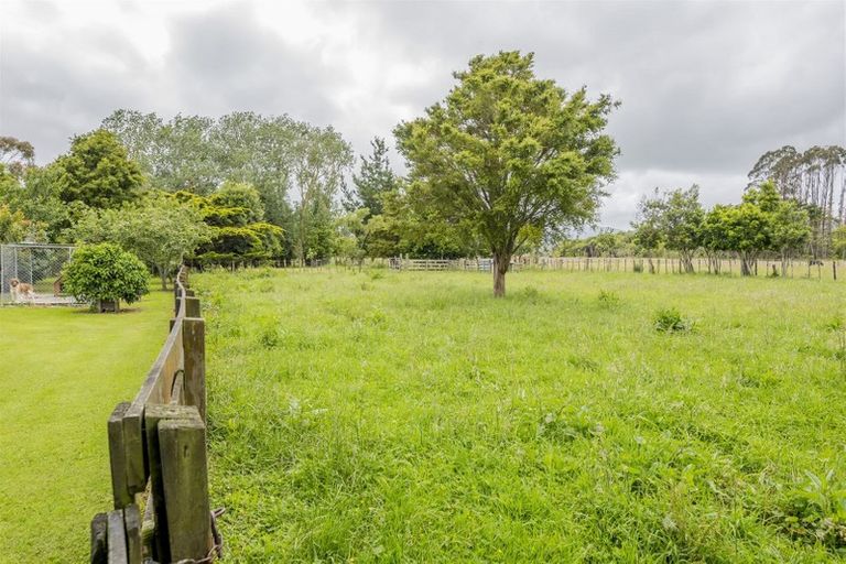 Photo of property in 58 Arcus Road, Te Horo, Otaki, 5582