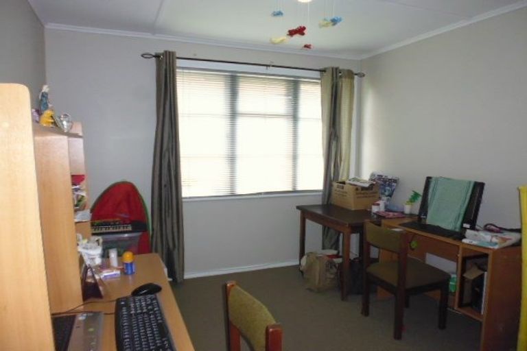 Photo of property in 52 Dyer Street, Epuni, Lower Hutt, 5011
