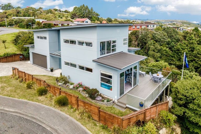 Photo of property in 5 Seascape View, Paremata, Porirua, 5024