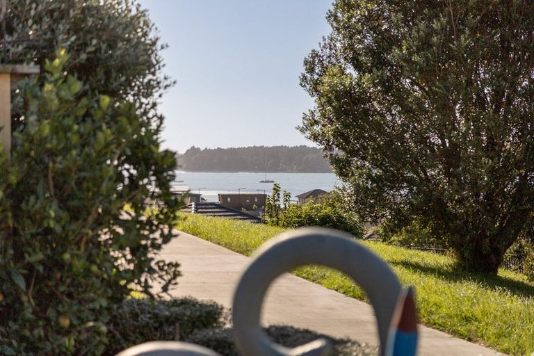 Photo of property in 17 Lynley Park Drive, Omokoroa, 3114